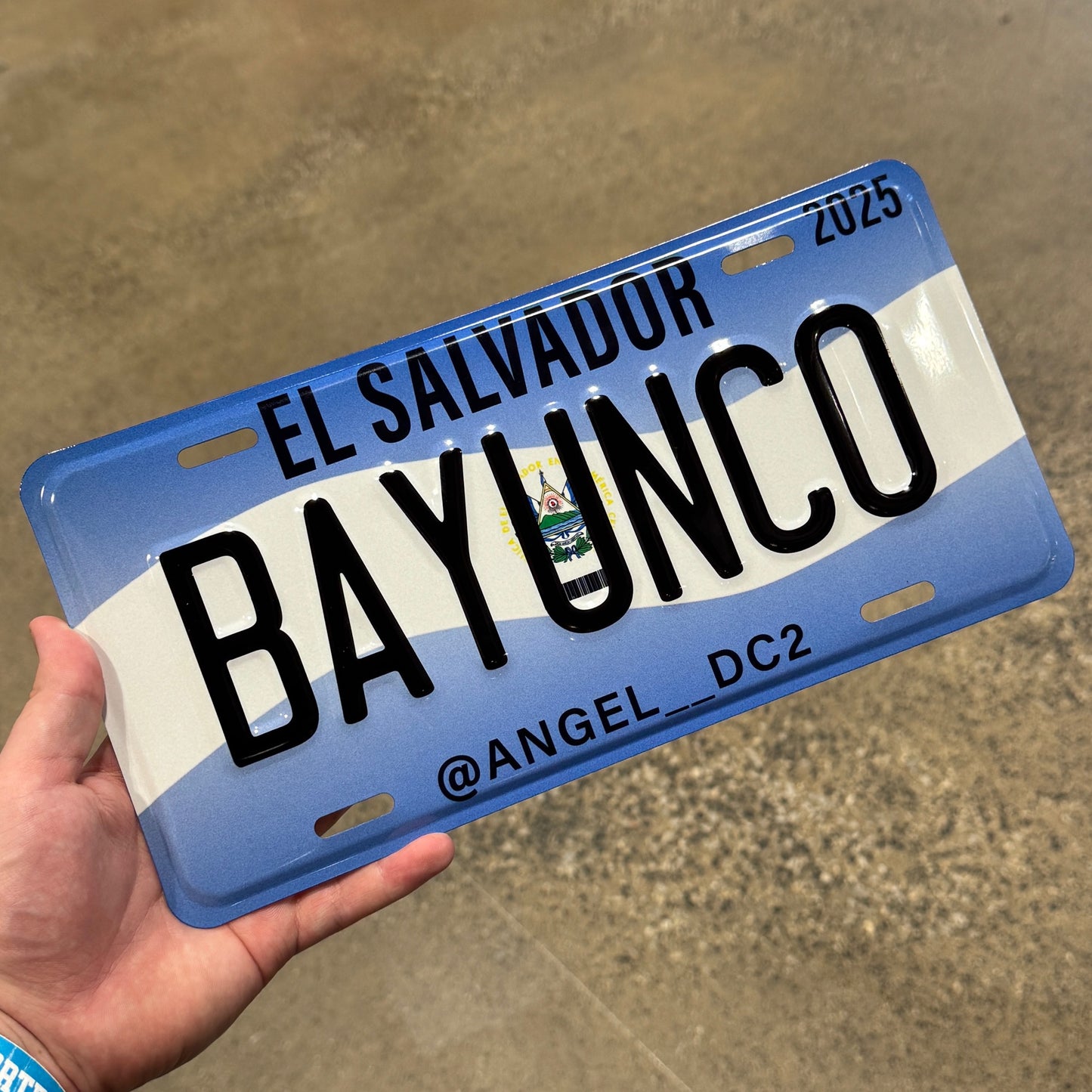 El Salvador Custom License Plate